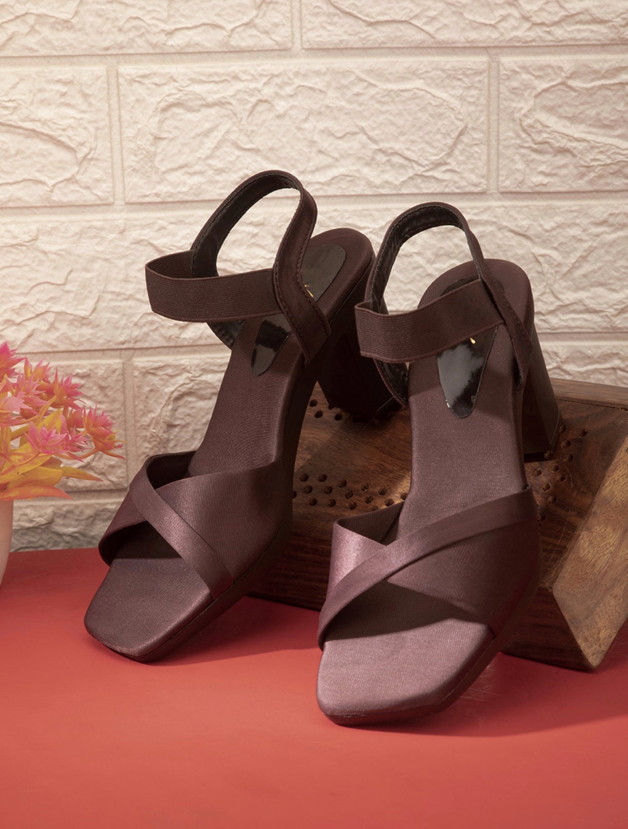 Casual Ankle Loop Block Sandal