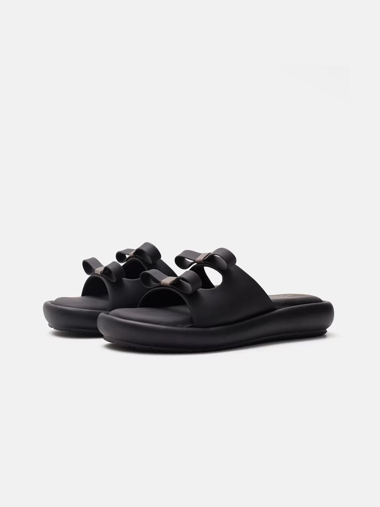 Bow Bliss Double-Strap Slides