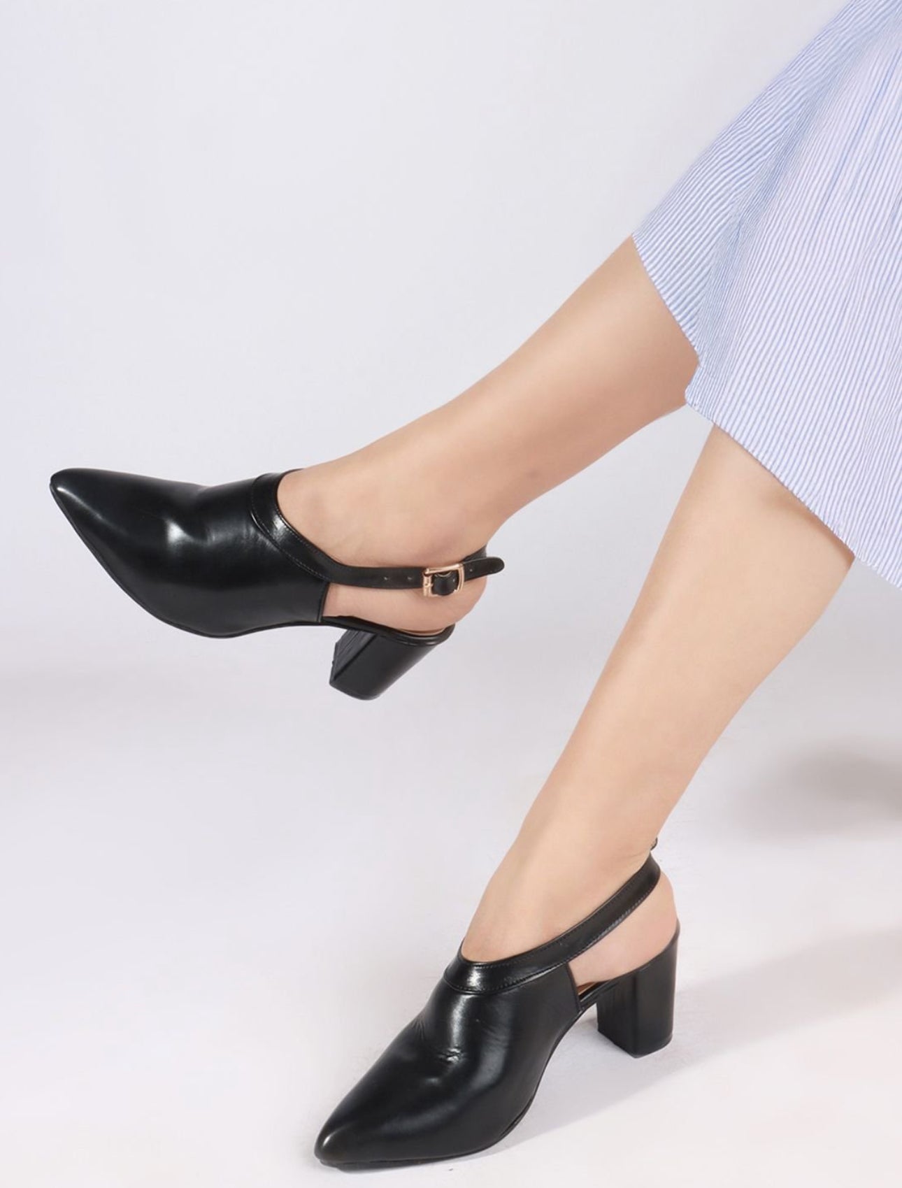 Chunky Heeled sandals with anke strap